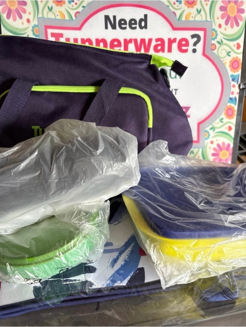 Tupperware Lunch Set